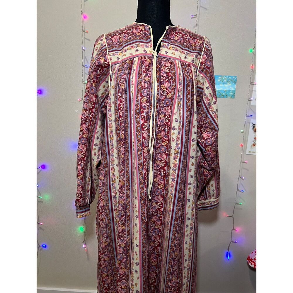 Vintage 70s/80s Tammy Floral House Dress Long Sleeve Cottage Core